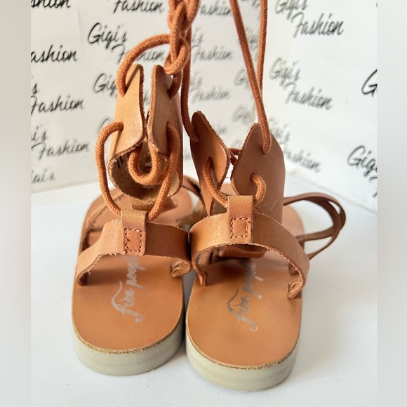 Free People® Sandals for a boho-chic look! - Picture 9 of 13